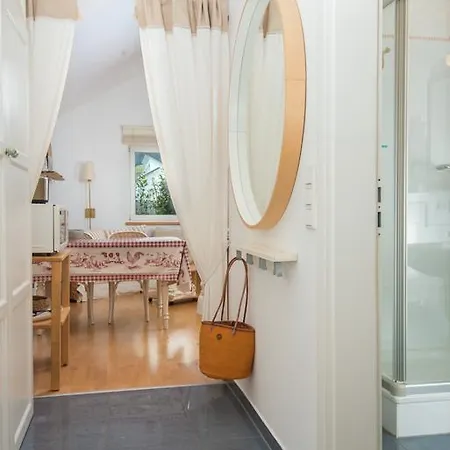 Country Style Apartament *